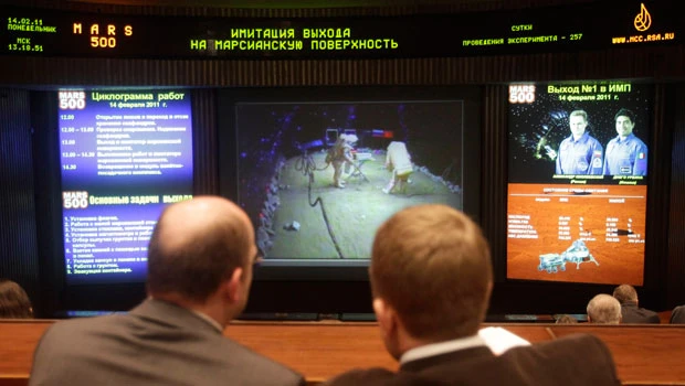 Mock Mars mission simulates landing on Red Planet