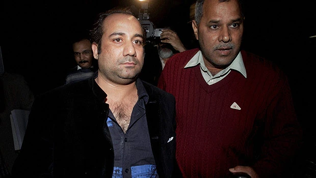 Indian authorities release Pakistani singer