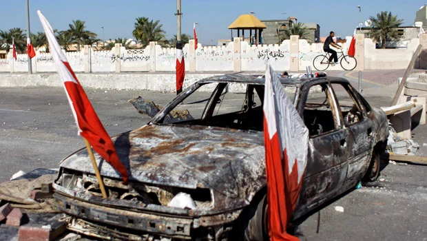 Bahrain king says foreign plot foiled