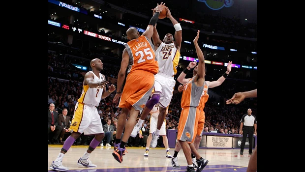 Lakers outlast Suns in 3 OT