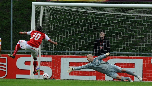 Braga floors Liverpool, Porto wins in Moscow