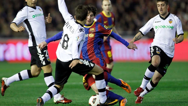 Messi grabs late winner for Barcelona against Valencia