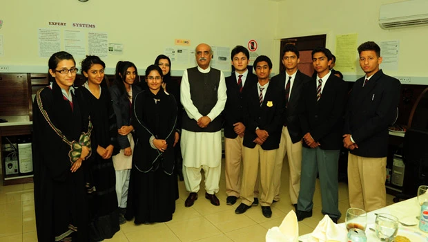PISJ-ES opens squash court