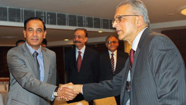 India, Pakistan talk in shadow of 'cricket diplomacy'