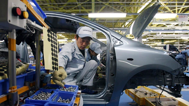 Automakers face paint shortage after Japan quake