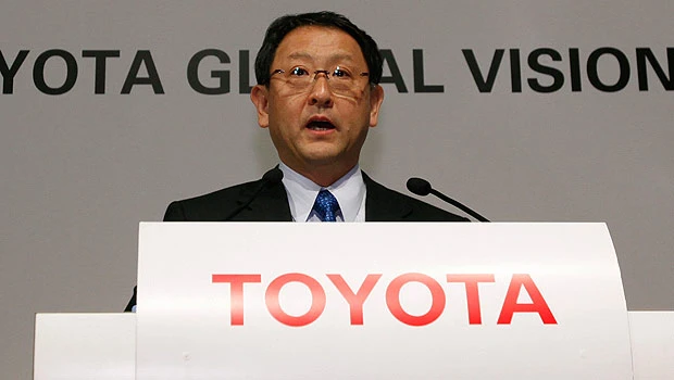 Toyota targets annual sales of 10m vehicles