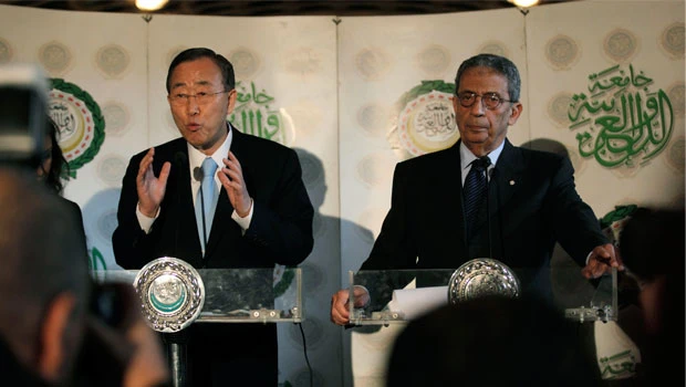 Arab League chief says respects UN resolution; Putin likens Libya force to Crusades