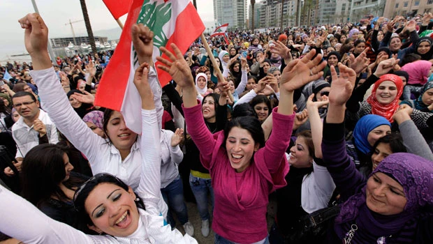 Lebanese women defy Hezbollah, demand justice