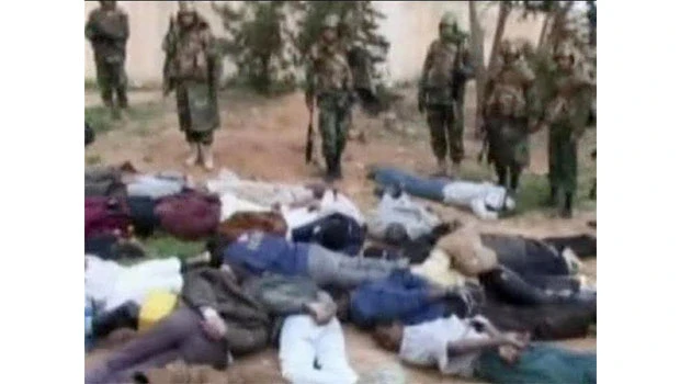 Rebels, Qaddafi forces both make gains in Libya