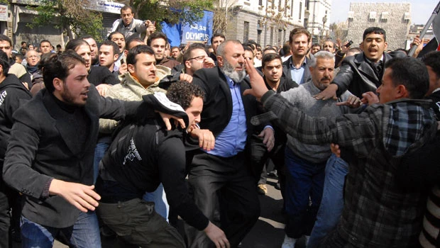Violence spreads in Syria; UN urges restraint