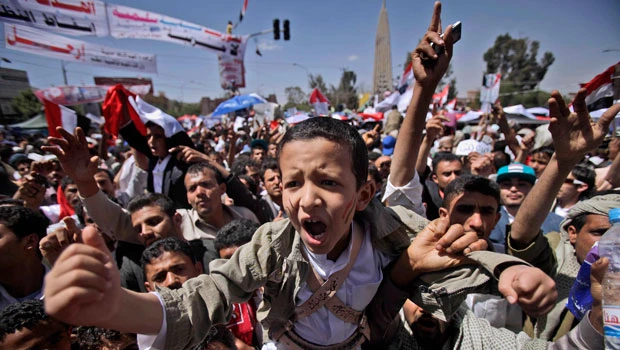 Yemen rallies swell; 4 killed