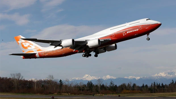 Boeing completes first flight of new passenger jet