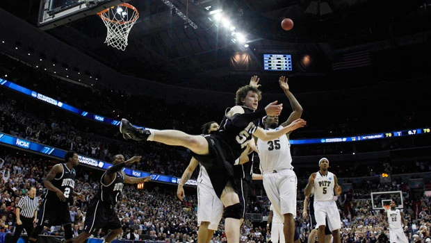 Butler shocks No. 1 seed Pittsburgh