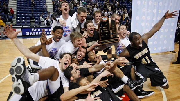 Wofford wins 2nd straight SoCon title, NCAA berth