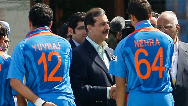 Countdown over as India and Pakistan begin contest
