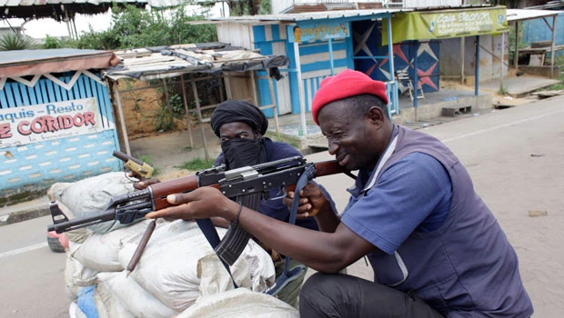 Gbagbo's forces launch assault in Abidjan