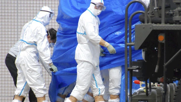 Huge jump in radiation inside Japan nuclear plant