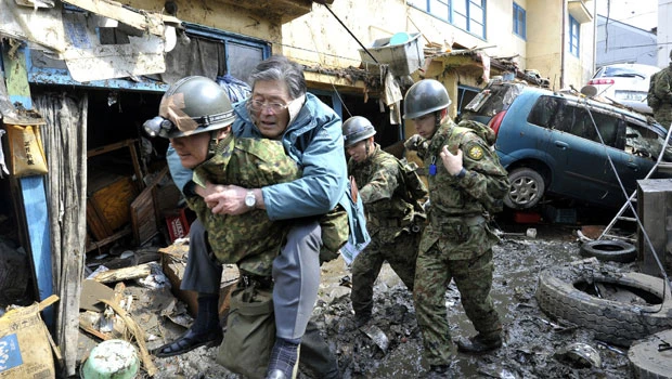215,000 homeless, millions without water after Japan's massive quake