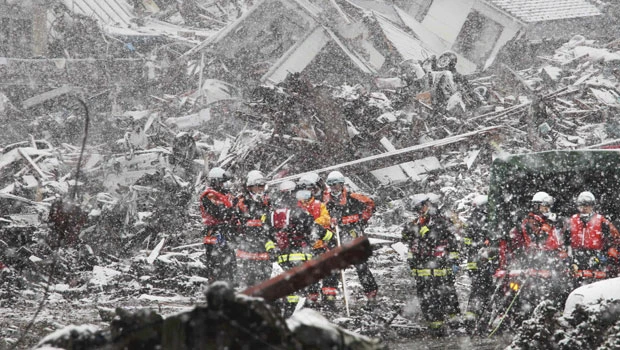 Snow piles more misery on Japan’s devastated northeast