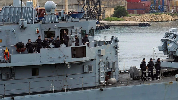 UK to make 11,000 of its armed forces redundant