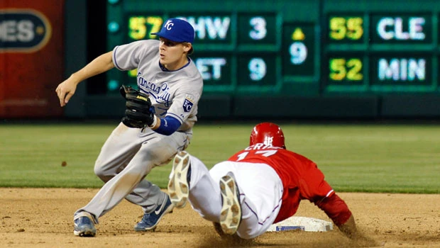 Big hitting Rangers knock down Royals