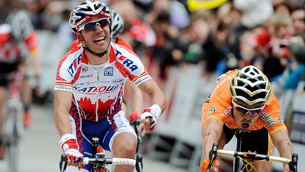 Rodriguez turns around poor season with stage win