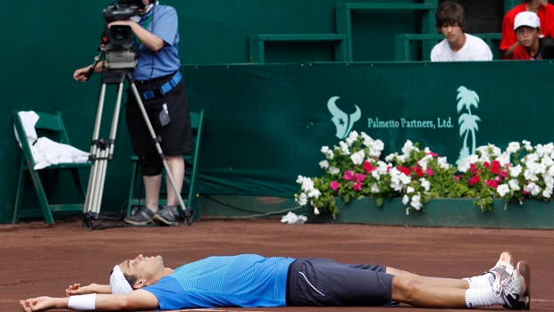 Sweeting beats Nishikori in US Clay Court