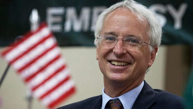 US envoy strives to patch up relations with Pakistan