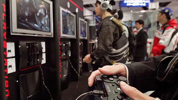 Sony faces global legal action over data theft