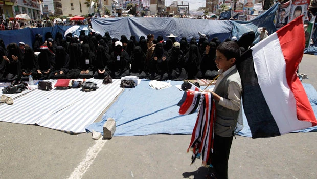 2 protesters shot dead in Yemen's Taiz city