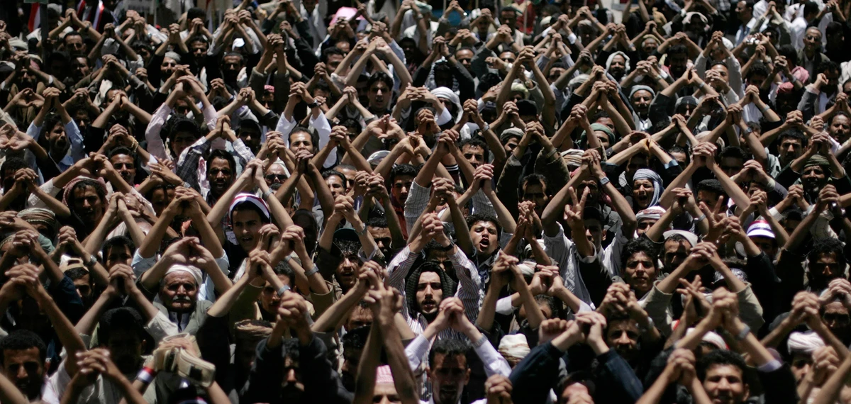 Three dead as new clashes hit Yemen