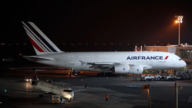 Super jumbo jet clips another plane at JFK airport