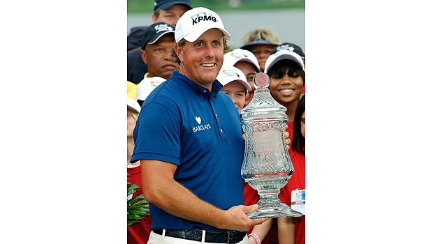 Mickelson wins Masters tuneup by 3