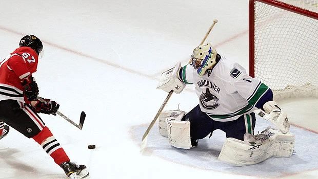 Kings squander lead as Sharks rally; Hawks still alive