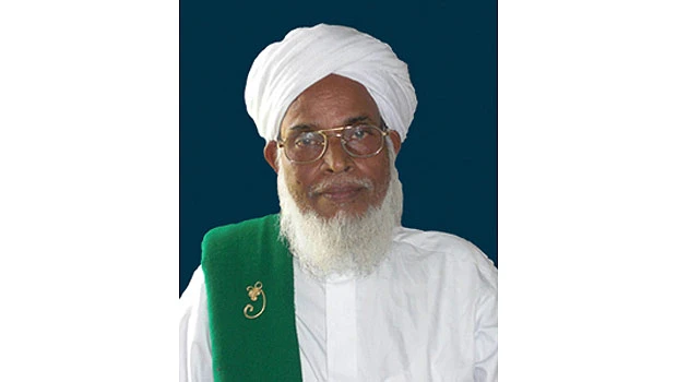 Kerala scholar dies at 72