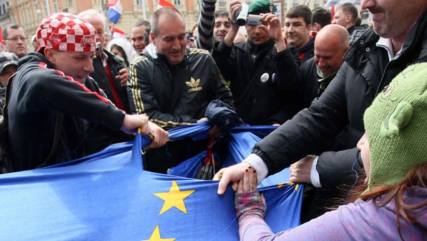 Croats protest jailing of their wartime hero by UN court