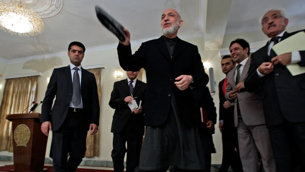 Karzai says West had role in bank crisis, wants US ties reviewed