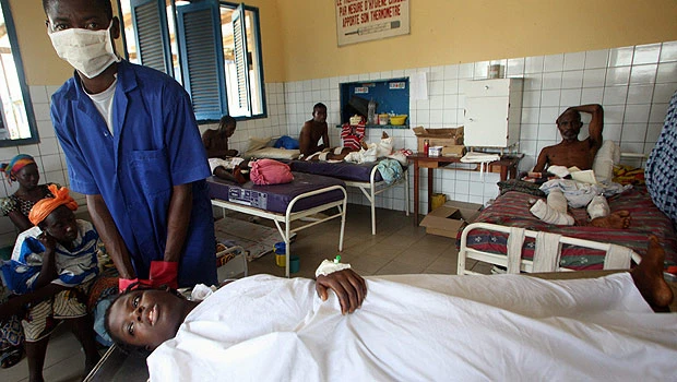 Ivorian liberation forces turn guns on each other