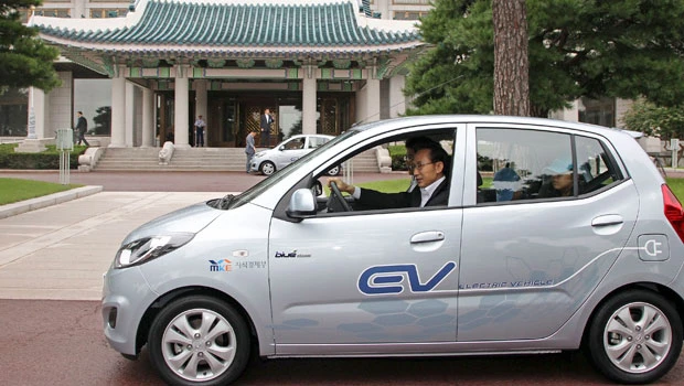 Rise of electric car to challenge utilities and grid companies