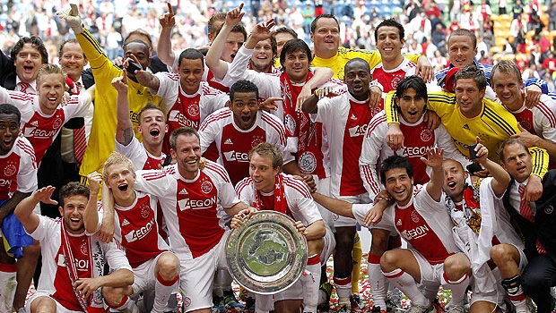 Ajax clinches title with victory over Twente