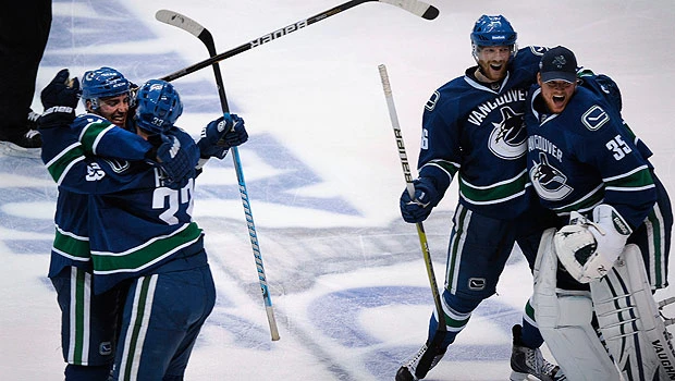 Canucks beat Sharks, advance to Stanley Cup finals