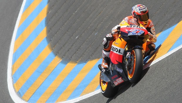 Stoner on pole for French Grand Prix