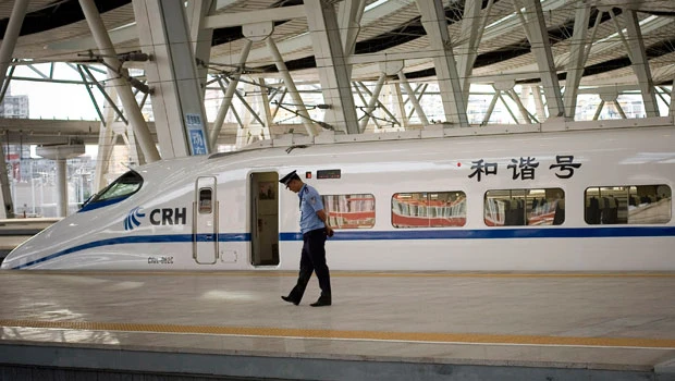 High-speed Beijing-Shanghai railway to run trials