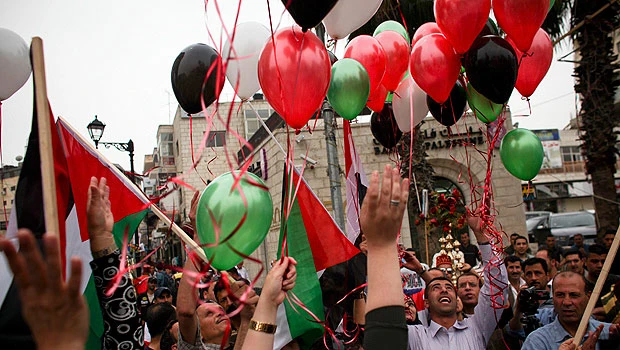 Fatah, Hamas proclaim landmark reconciliation pact