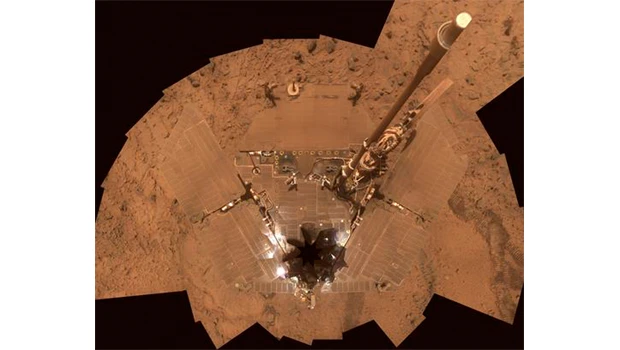 NASA gives up on Mars rover Spirit recovery