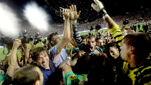 Barcelona wins 3rd straight Spanish league title