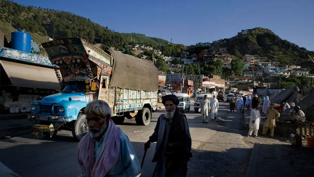Pakistan may let US question Bin Laden wives