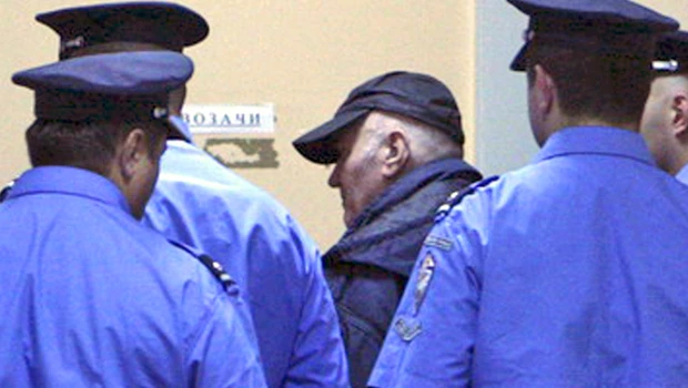 War crimes fugitive Mladic arrested in Serbia