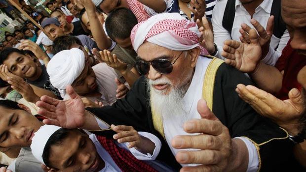 Filipino Muslims condemn Bin Laden killing