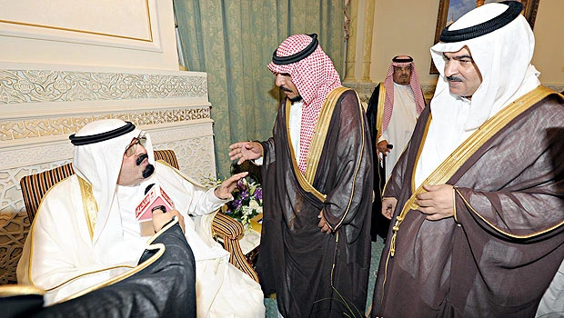 Cabinet court merged with royal court